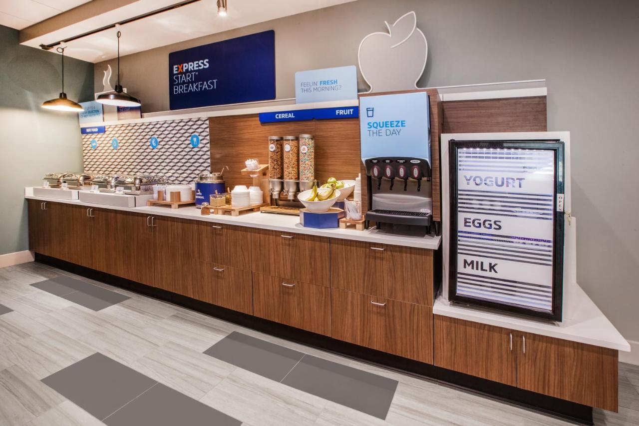 Holiday Inn Express & Suites - Yuba City - Marysville, An Ihg Hotel מראה חיצוני תמונה